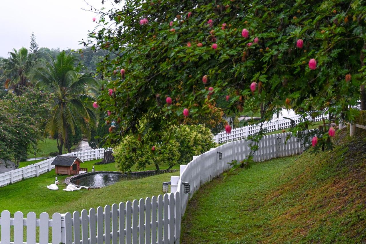 Swiss Valley Hip Resort Suan Phueng Esterno foto