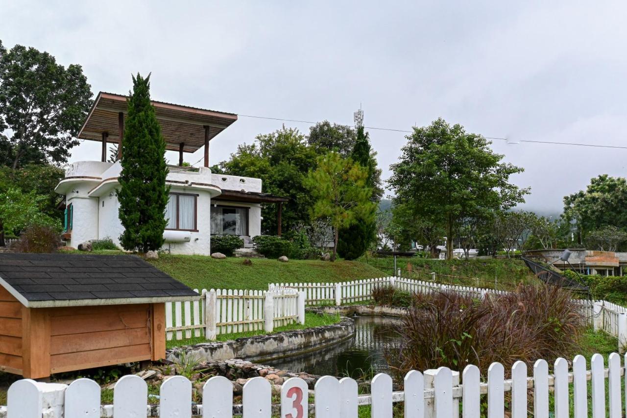 Swiss Valley Hip Resort Suan Phueng Esterno foto
