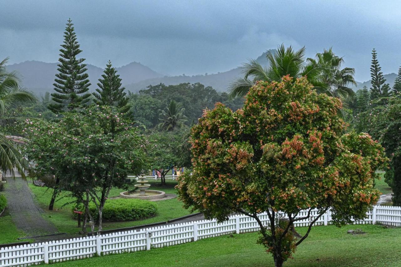 Swiss Valley Hip Resort Suan Phueng Esterno foto
