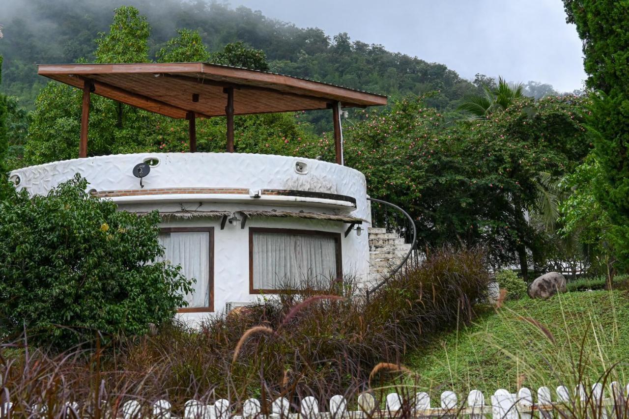 Swiss Valley Hip Resort Suan Phueng Esterno foto